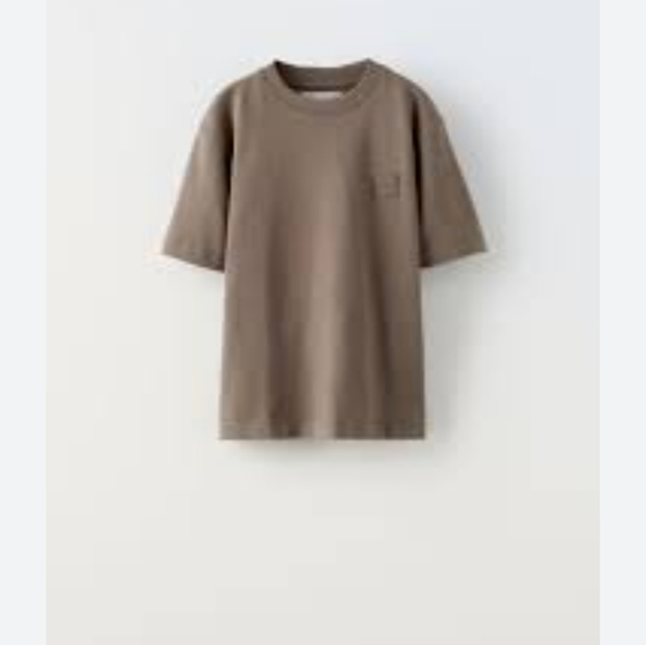 Zara Tee - Picture 3 of 7